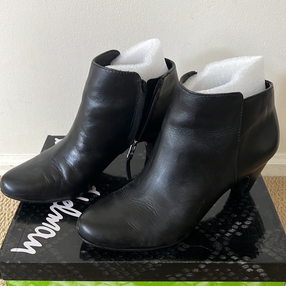 Sam Edelman Meridth Bootie - Picture 3 of 6